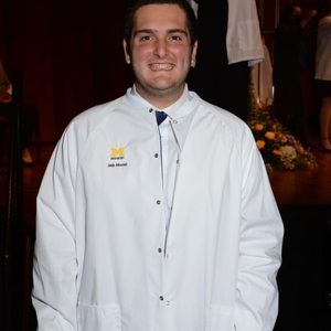 Meet your Posher, Jad